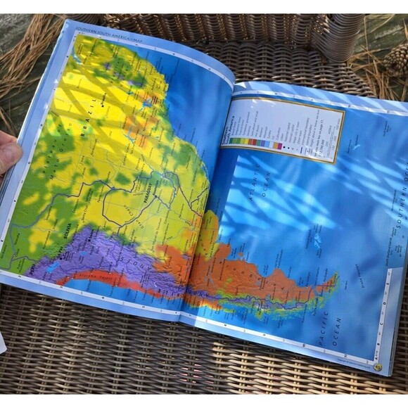 The Usborne Internet-Linked Childrens World Atlas Book Homeschool Learning Learn - Picture 7 of 9